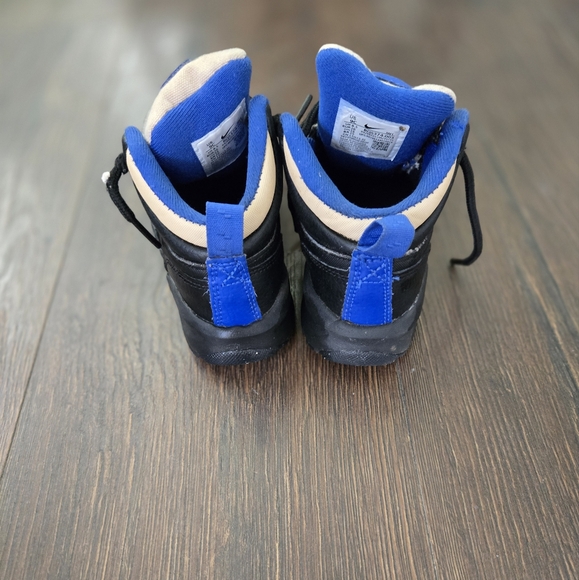 Nike Boots 9c - Picture 2 of 5